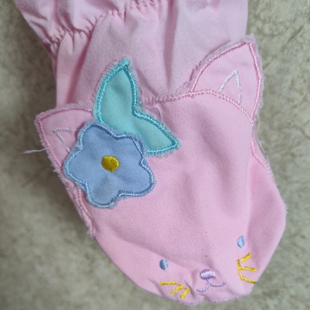Vintage Mayfair Footed Romper 0-6 Month Kitten Cat Pink Lace Americana Peter Pan - Picture 6 of 15